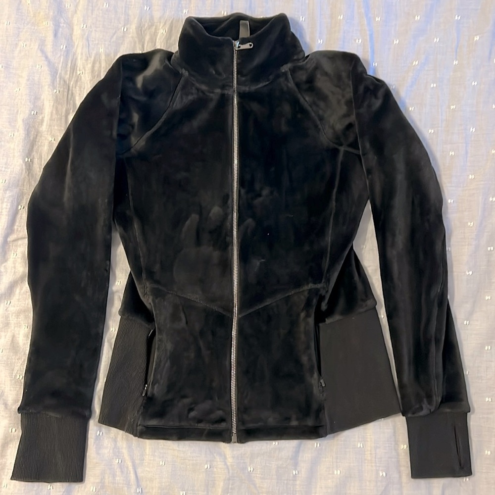 Athleta cloud fleece black jacket. Size small.
